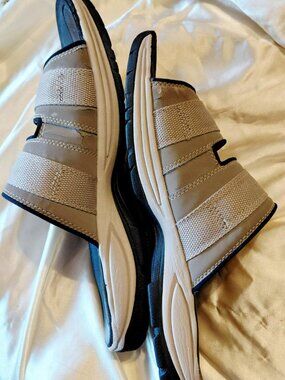 Dunham Newport Slide Water Friendly Gray Extra Wide 4E Sandals